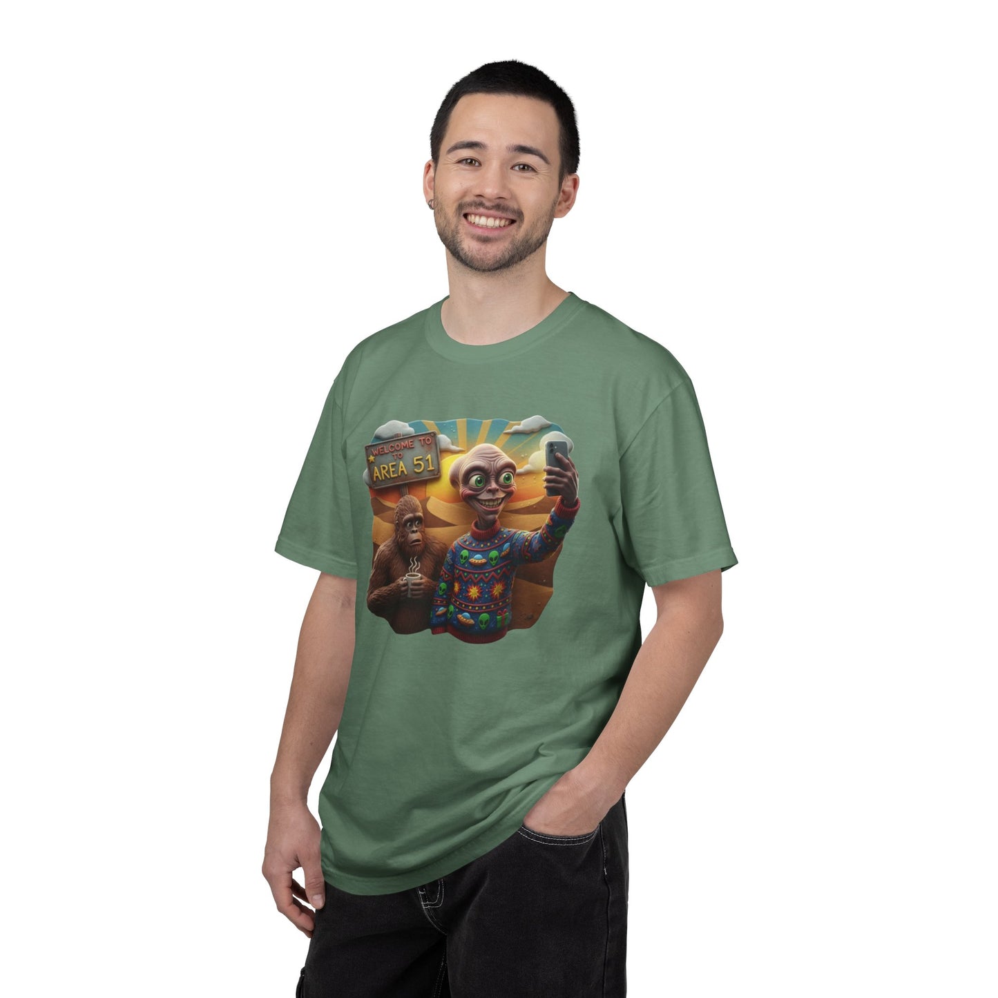 T-Shirt Alien and Bigfoot Ugly Sweater, Funny Christmas Cryptid Tee, Area 51 Shirt, Conspiracy Lover Gift, Unisex Top